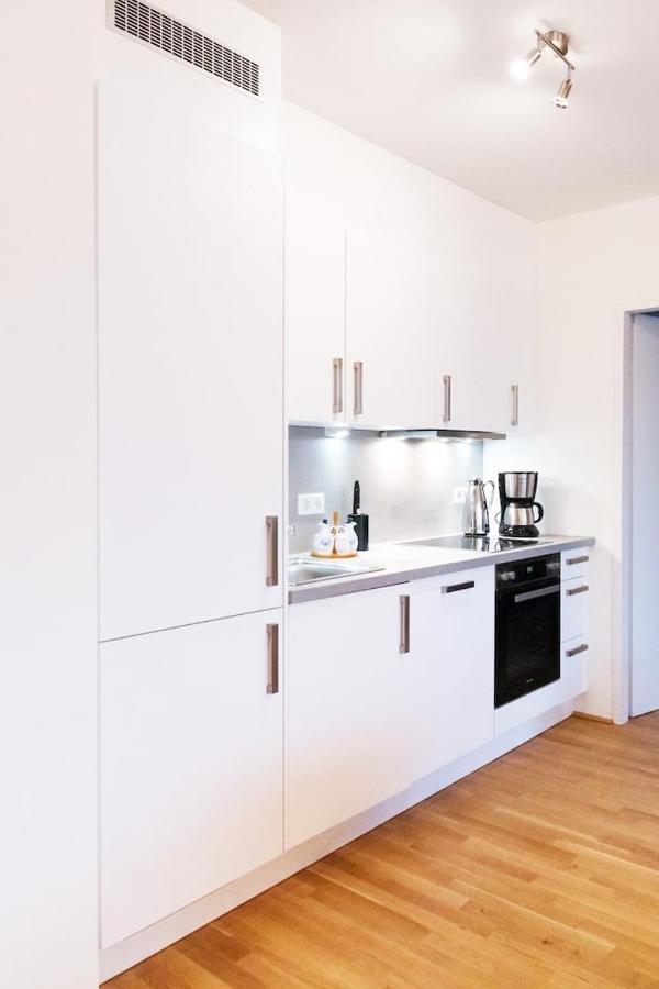 New, Quiet Flat Next To U1, Vic, Shopping Mall,... Виена Екстериор снимка