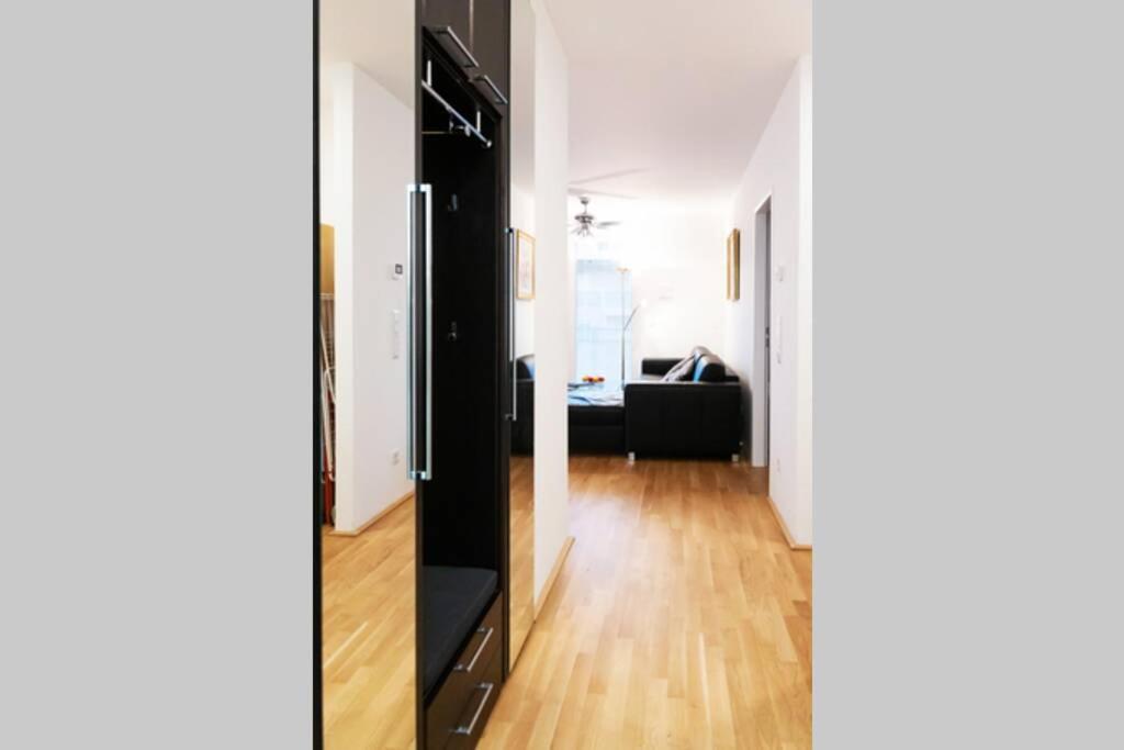 New, Quiet Flat Next To U1, Vic, Shopping Mall,... Виена Екстериор снимка